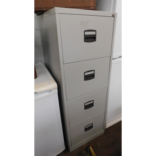 521A - Four drawer metal filing cabinet...