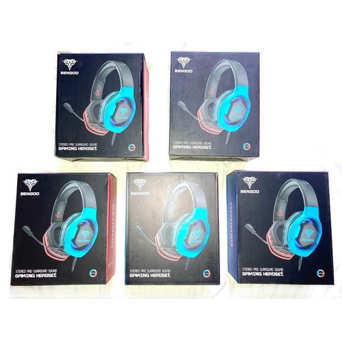 527 - Five new stereo pro-sound headsets - boxed...