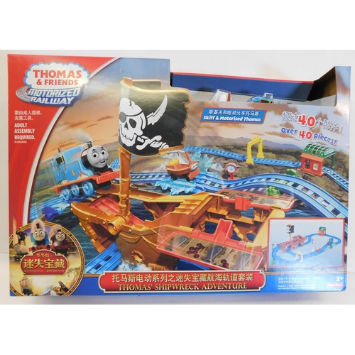 531 - Thomas and Friends 'Thomas Shipwreck Adventure' Fisherprice - new