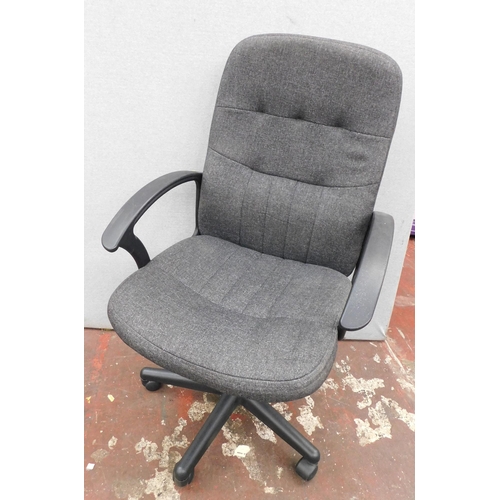 549 - Grey office chair...