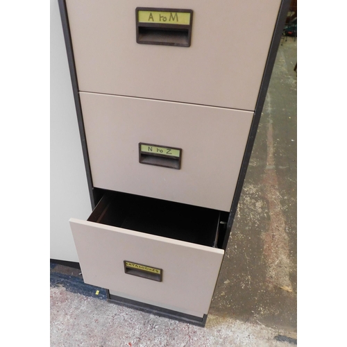 639 - Four drawer metal filing cabinet