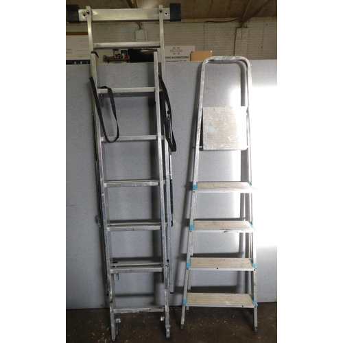 807 - Two pairs of aluminium ladders