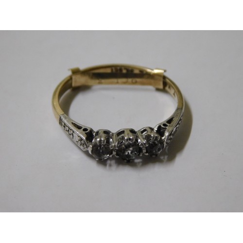 136 - 9ct Gold/white stone set ring