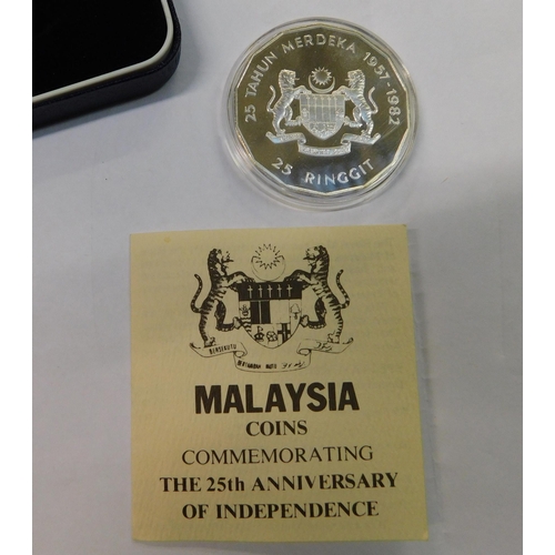 130 - 1982 dated/Royal Mint - limited edition/silver proof 25 Ringgit coin - 25 years Malaysia independenc... 