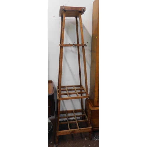 632 - Vintage style coat stand