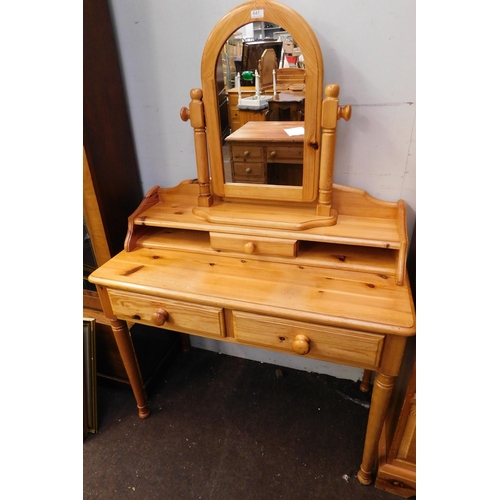 641 - Pine dressing table with mirror