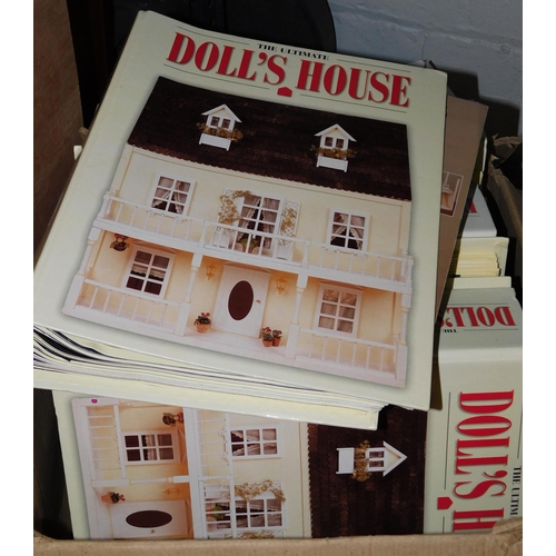 673 - Set of six binders of 'The ultimate dolls house' issues