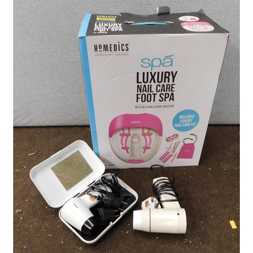 676 - Homedics luxury foot spa and two hair dryers - w/o