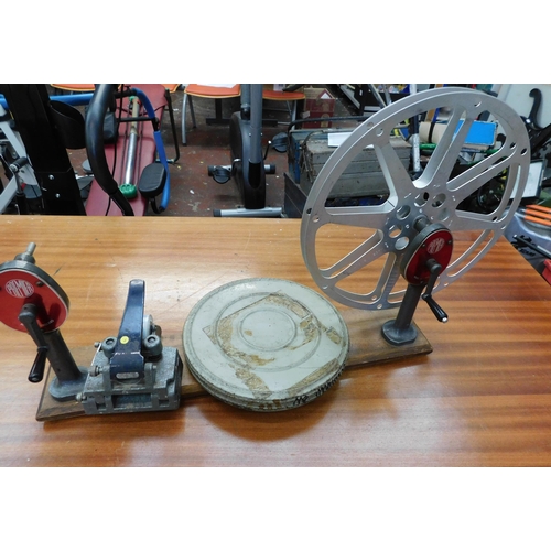 711A - 16mm Film rewinder and splicer with two empty reels