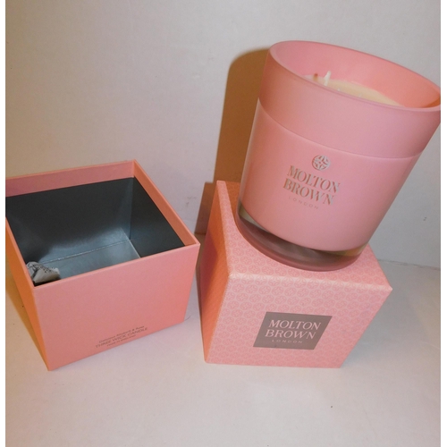 746 - Large 'Molton Brown' three wick candle - 480 gram - Delicious Rhubard and Rose