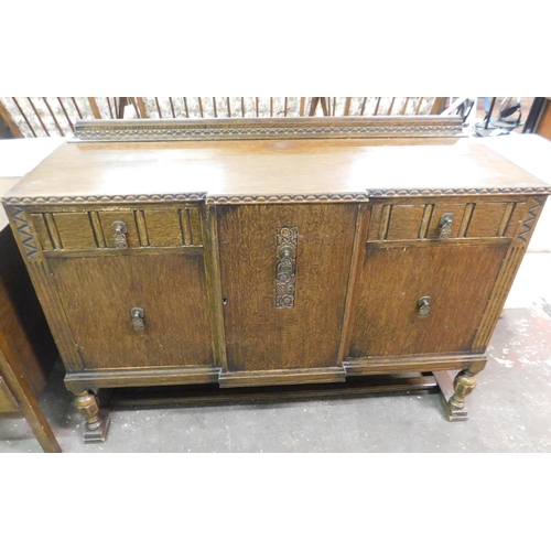 770A - Vintage oak sideboard