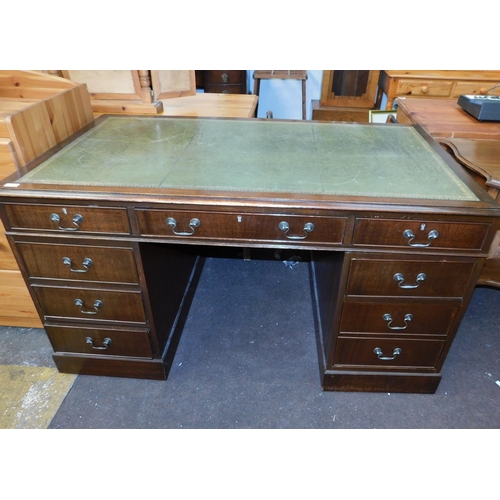 781 - Leather topped pedestal desk