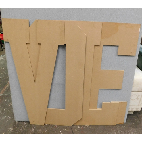 407 - Large MDF lettering L.O.V.E