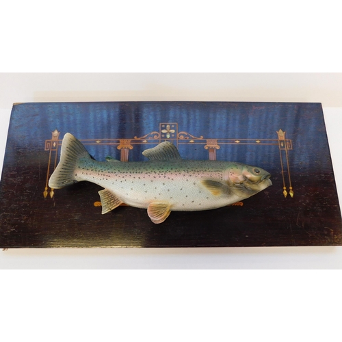 11 - Fish - plaque