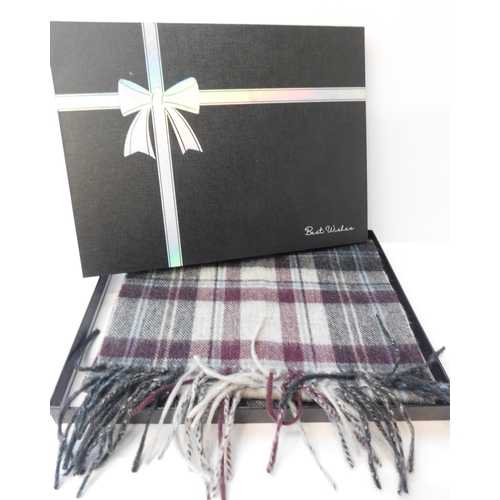 171 - Tartan scarf - boxed