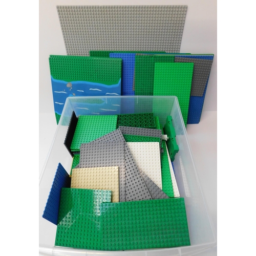 197A - Lego - base plates