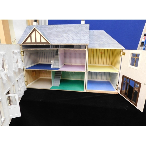 25 - Dolls house - side extension/illuminating - 38