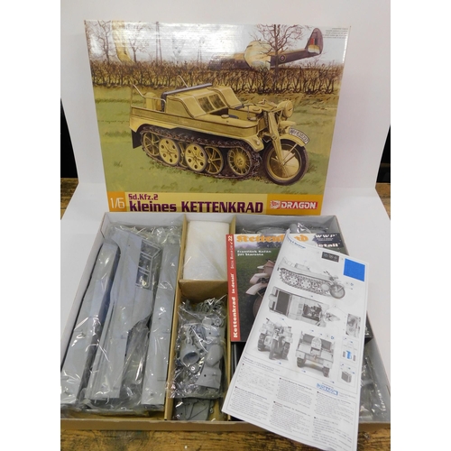 41A - 1/6 Scale - Dragon Kleines Kettenkrad model kit