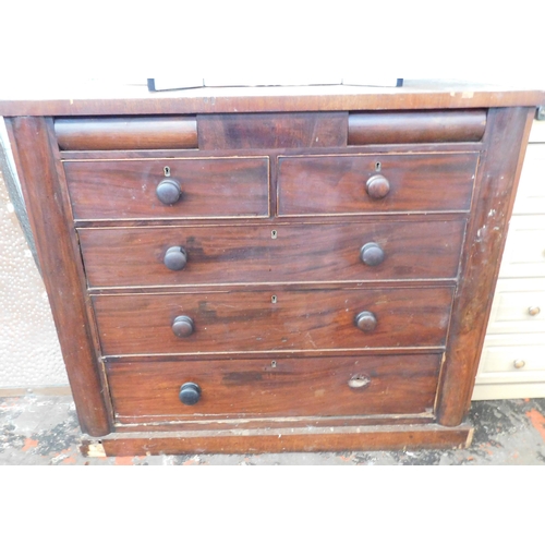 552 - Vintage two over three chest of drawers