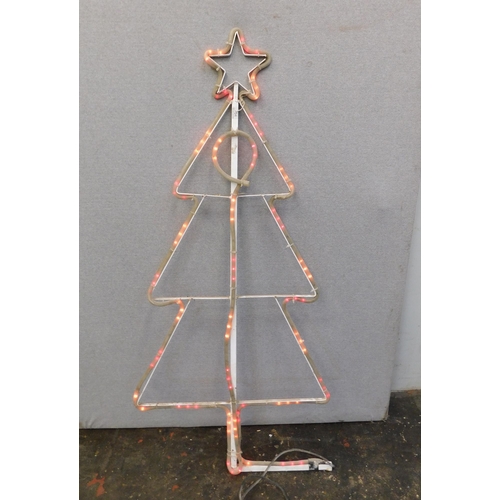 554 - Light up Christmas tree with decorations (56