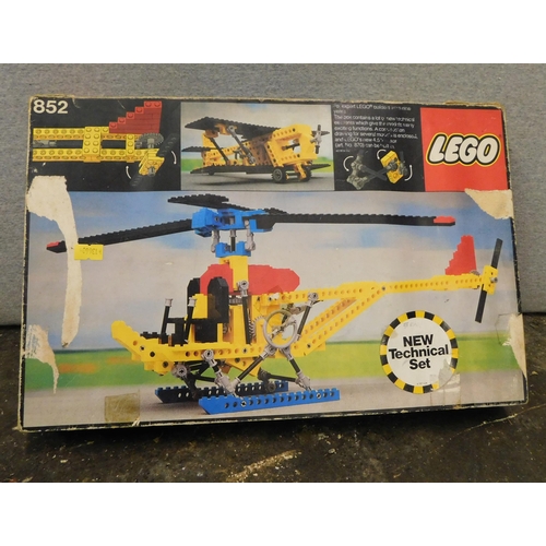 576 - Vintage Lego - unchecked