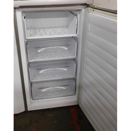 548 - Hoover A-Class frost free fridge freezer W/O