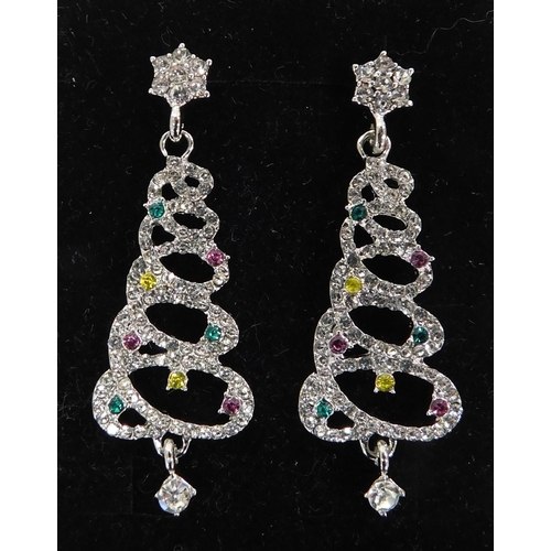 112A - Silver tone - Christmas Tree earrings