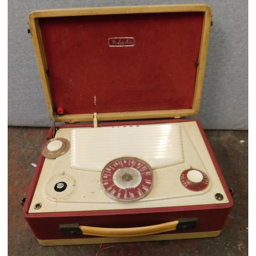623 - Vintage My Lady Anne Vidor radio