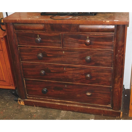630 - Vintage two over three chest of drawers