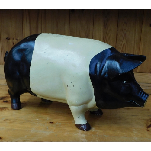 637 - Large cast piggy bank