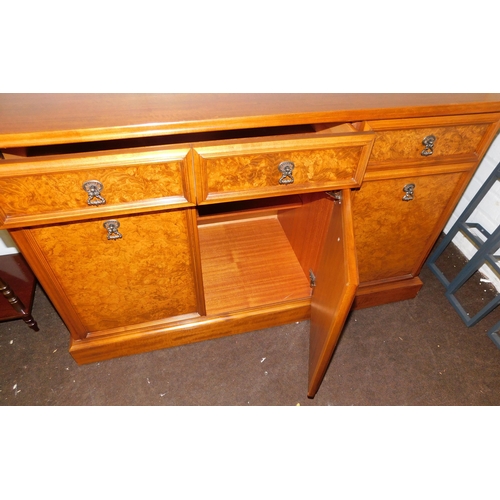 647 - Three drawer walnut veneer dresser by Nathan
