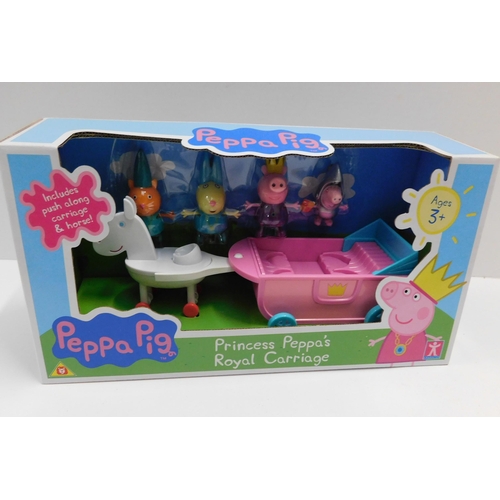 669 - New and boxed Peppa Pig 'Princess Peppas Royal Carriage'