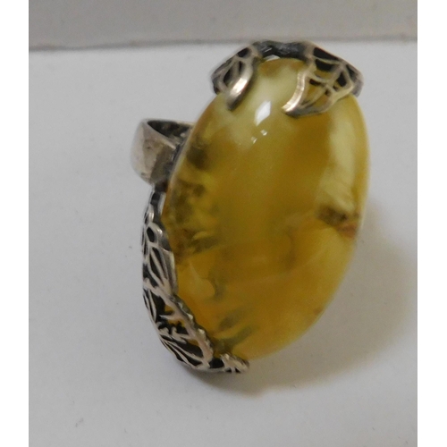 135 - 925 silver and amber ring - size S