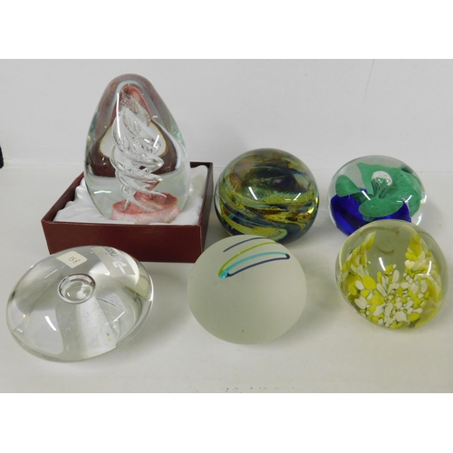 260 - Glass paperweights