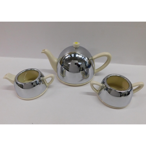 4 - Everhot - teapot/milk & sugar bowl