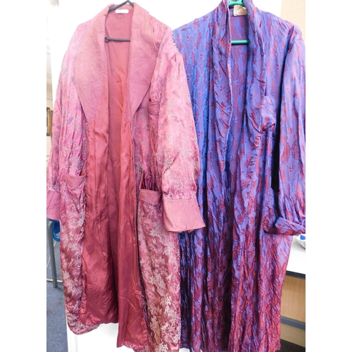 40 - Silk & satin - dressing gowns