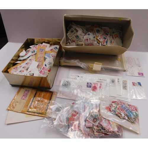 42 - Mixed - American loose stamps & FDCs