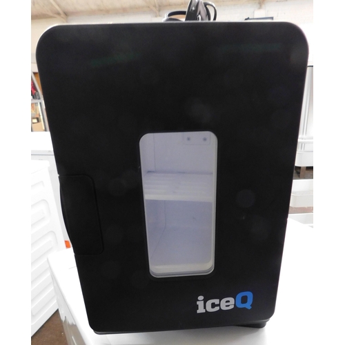 522 - Ice-Q portable fridge W/O