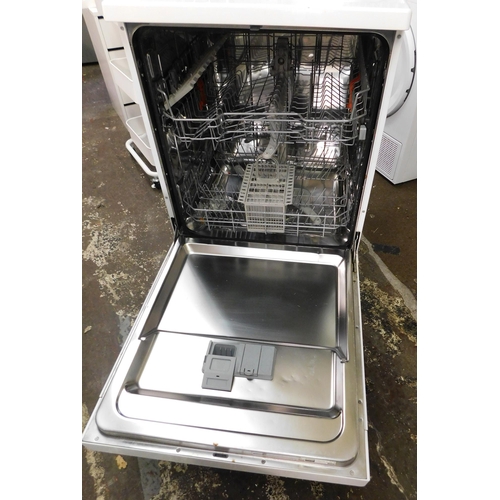 546 - Hotpoint dishwasher W/O