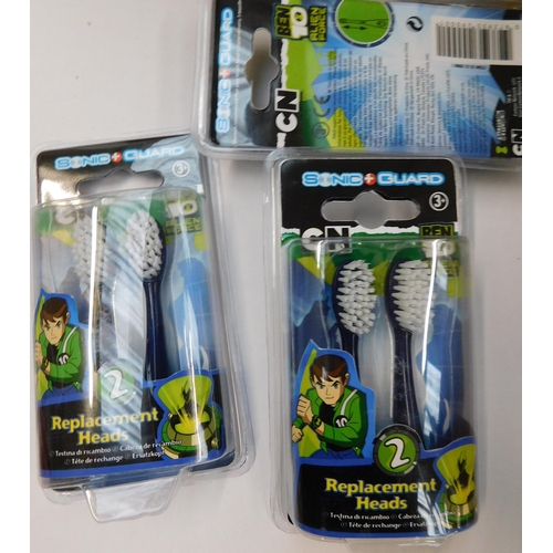 769 - 48x Ben10 toothbrush heads - new