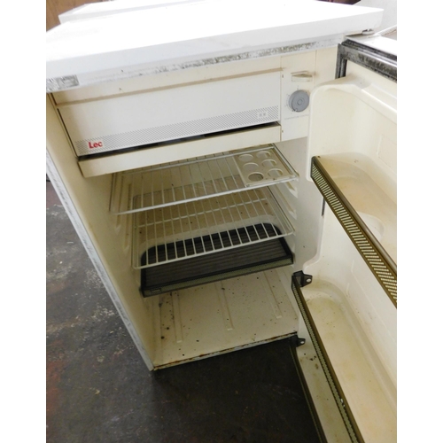 551 - LEC Undercounter fridge in working order