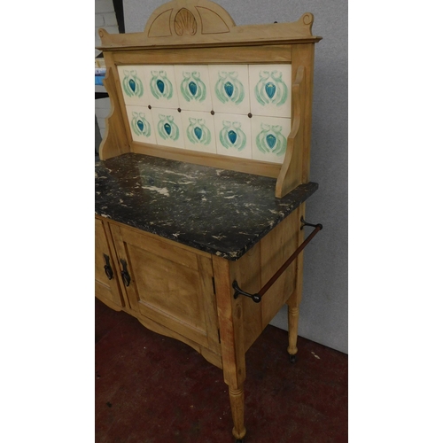 631 - Vintage marble topped tiled wash stand