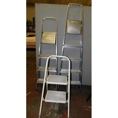 784A - Three sets of aluminium/metal stepladders