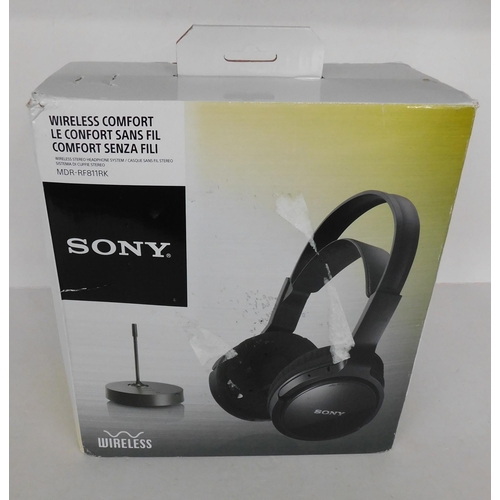 602 - Brand new in box Sony wireless comfort head phones - MDR-RF811RK, RRP £49 W/O