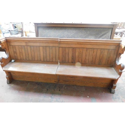 741 - Solid church / pub bench - splits into two