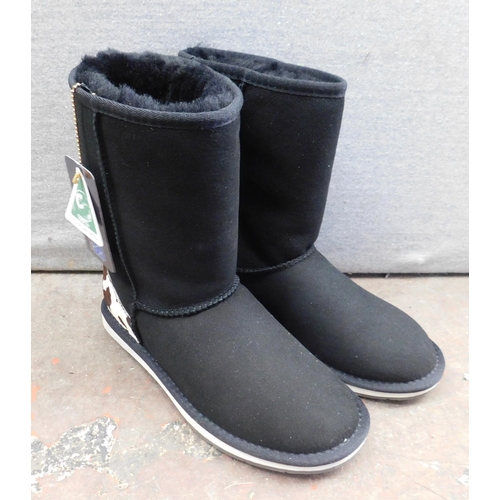 759 - Brand new genuine with tags UGG boots