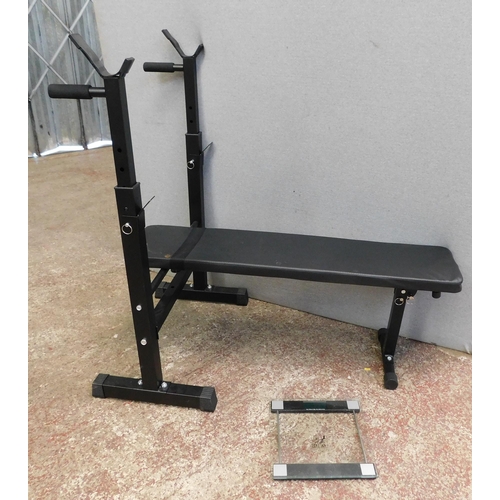 817 - Weights bench with scales