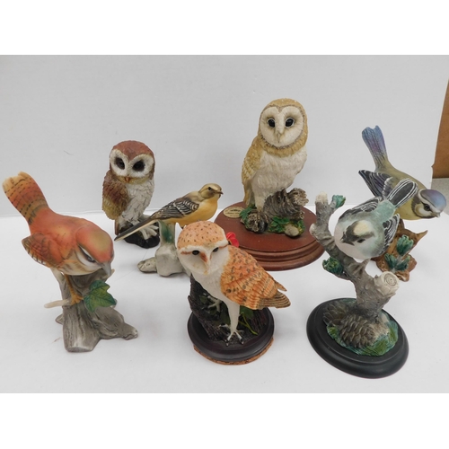 239 - Ceramic & resin - figures