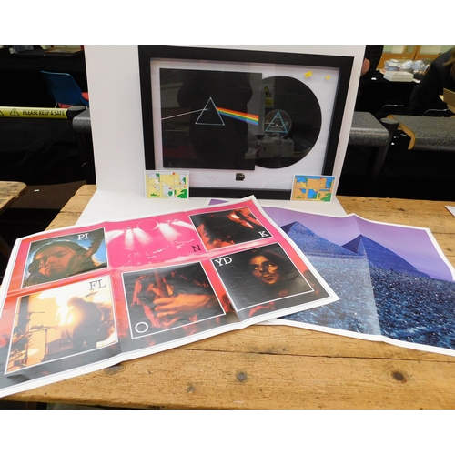 11 - Ltd. Edition - Pink Floyd/The Dark Side of the Moon LP - No.183 of 495/signed by George Hardie - wit... 