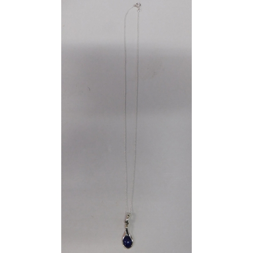 252 - Silver & Lapis Lazuli - pendant on silver chain